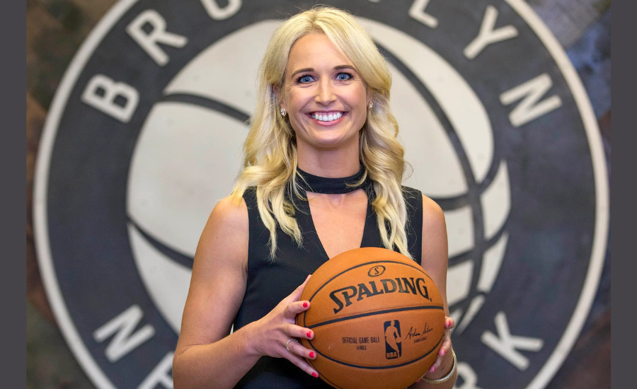 Sarah Kustok