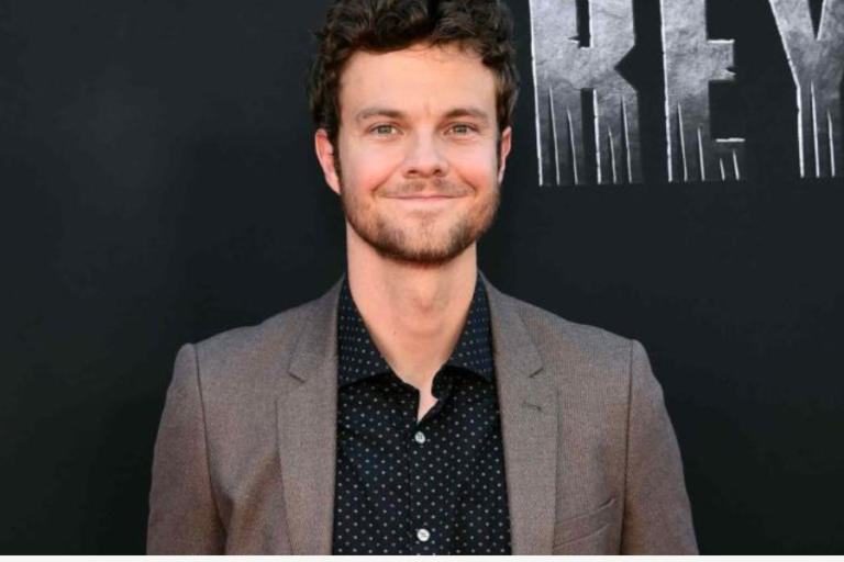 Jack Quaid’s height